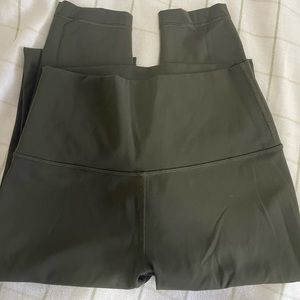 Lulu Lemon olive green 7/8 Leggings